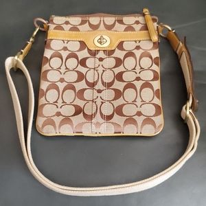 Classic Coach Crossbody Bag